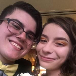 Meet your Posher, Logan